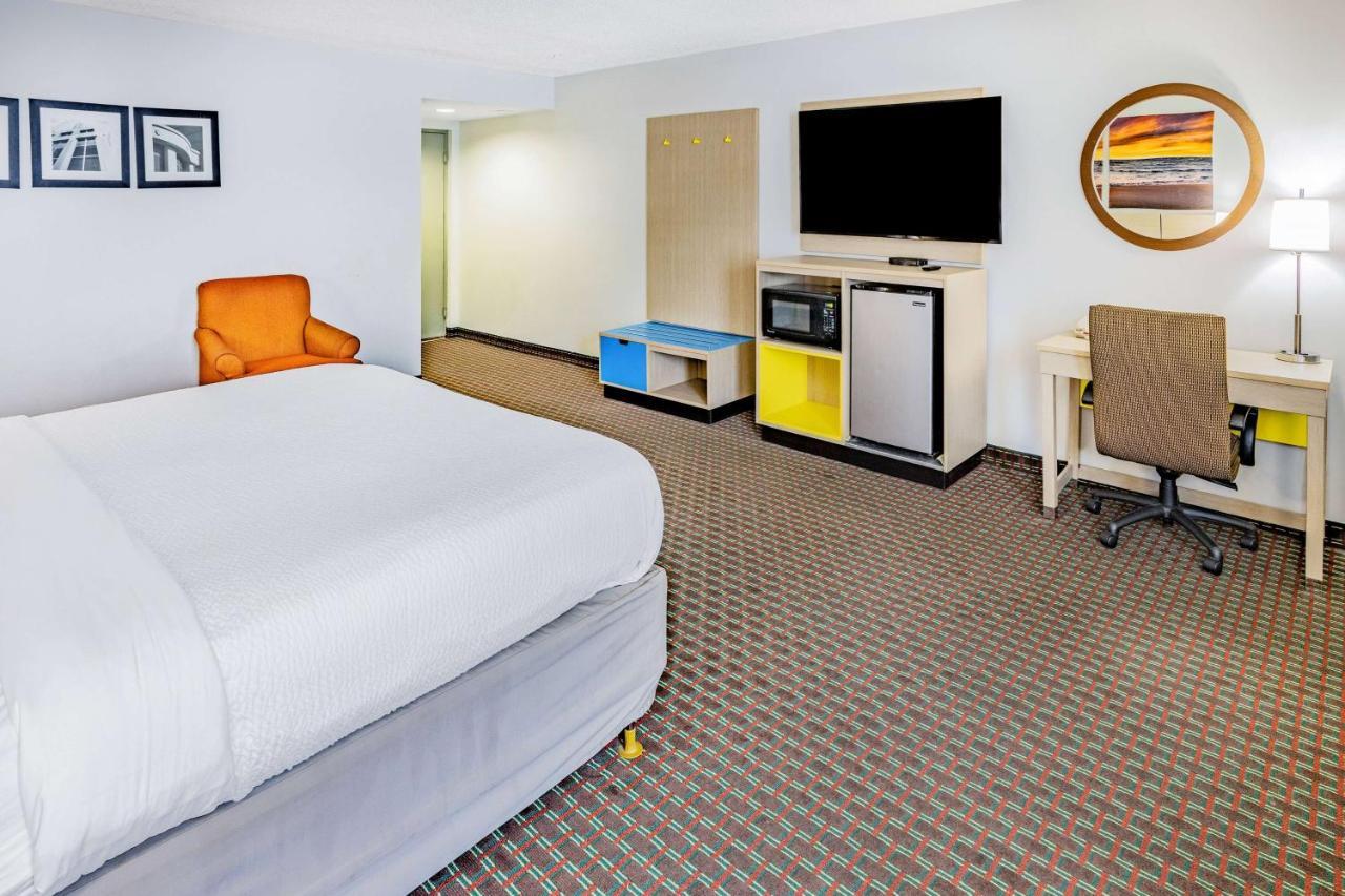 Days Inn By Wyndham Hartsfield Jackson Atlanta Airport West College Park Екстер'єр фото