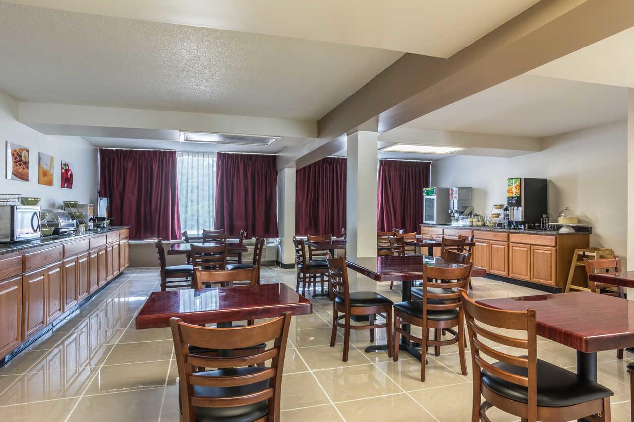Days Inn By Wyndham Hartsfield Jackson Atlanta Airport West College Park Екстер'єр фото
