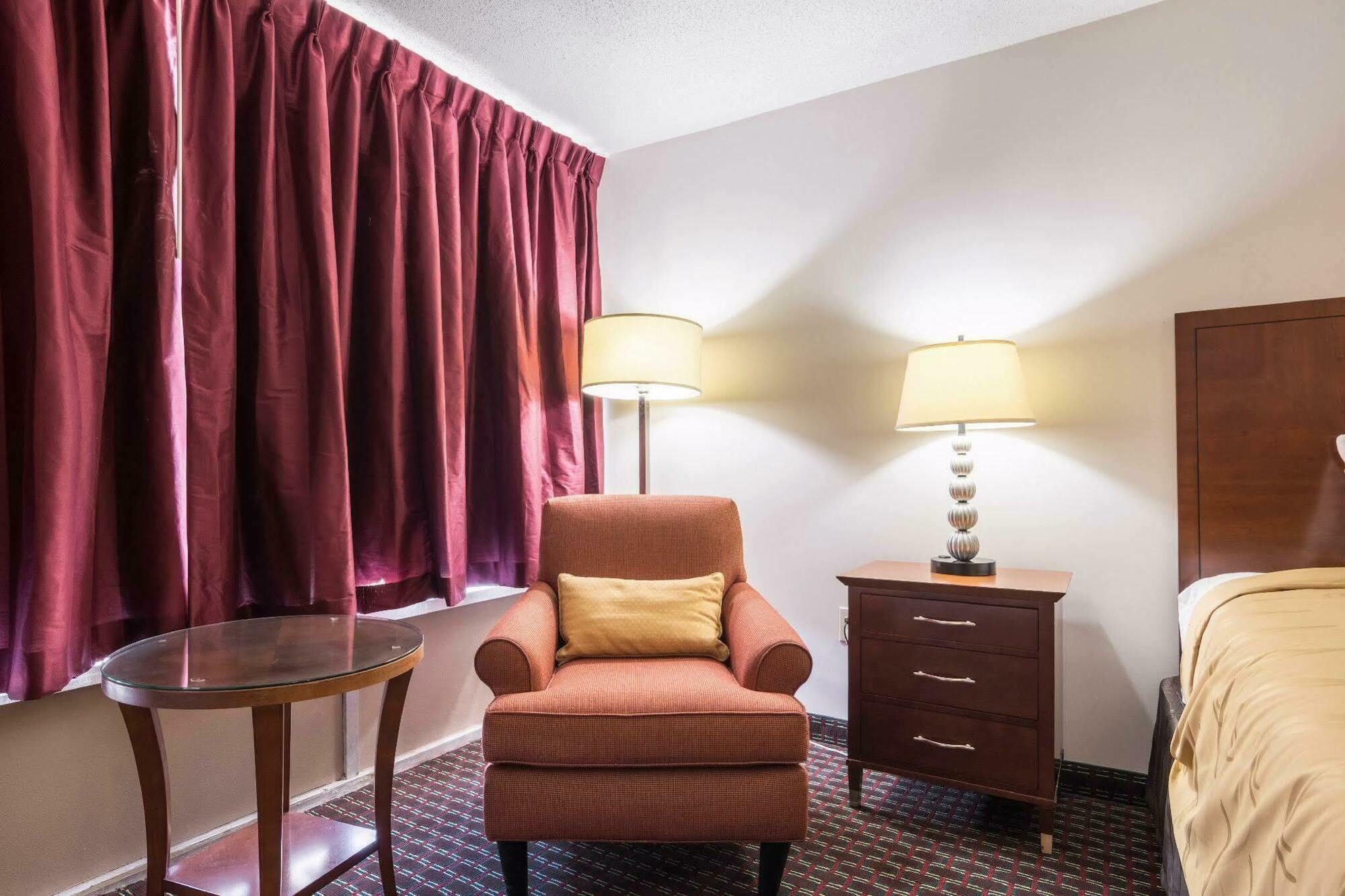 Days Inn By Wyndham Hartsfield Jackson Atlanta Airport West College Park Екстер'єр фото